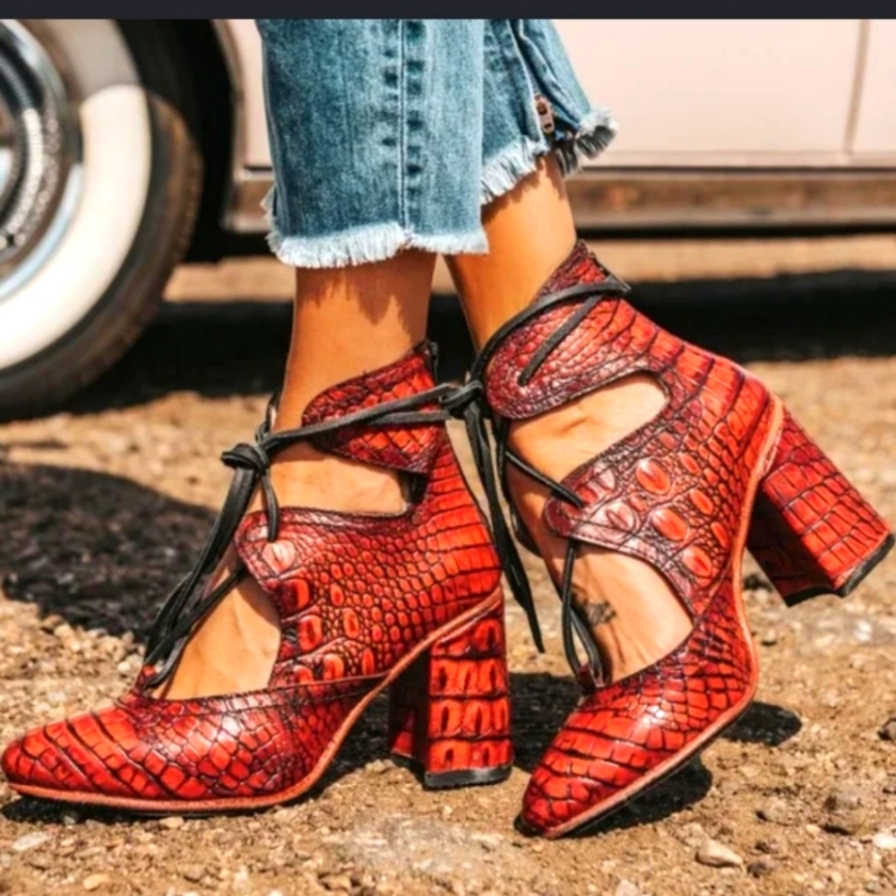 FREEBIRD JOYCE RED CROCO SHOES